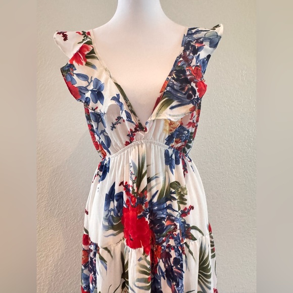 L Love Floral V-Neck Open Tie-Back Maxi Dress – Size Medium - Picture 4 of 15